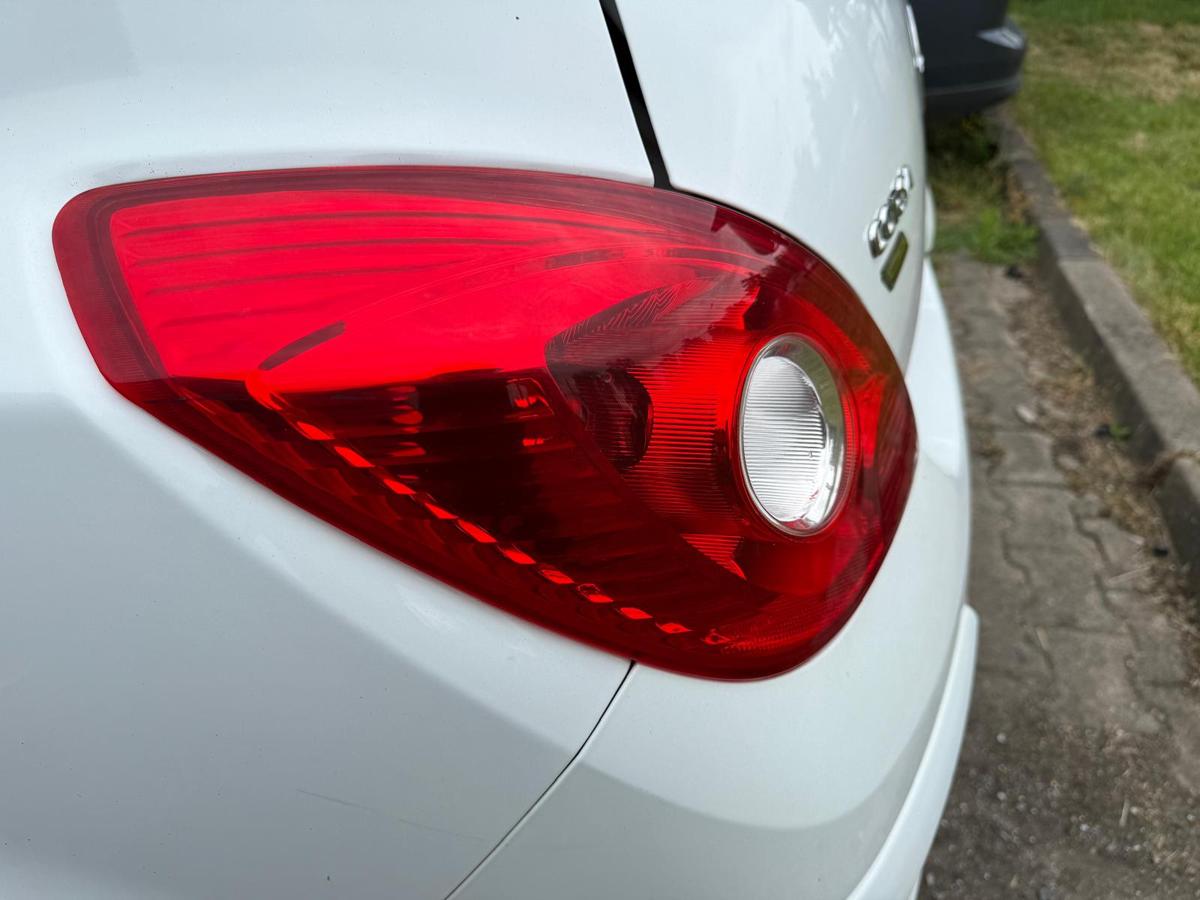 Opel Corsa D original Rücklicht Rückleuchte links 3-Türer BJ10
